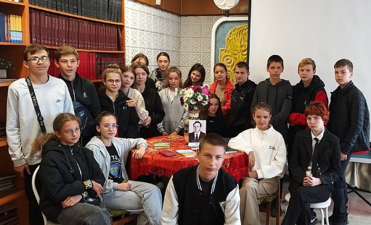 Познавательная экскурсия прошла в районном музее для школьников. Познавательная экскурсия прошла в районном музее для школьников.