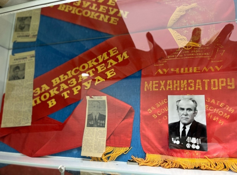 Добро пожаловать на выставку в музей!. Добро пожаловать на выставку в музей!.